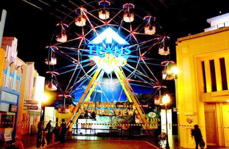 Daya Tarik & Fasilitas Wisata Trans Studio Bandung