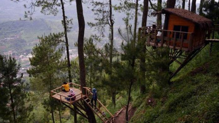 Tips berwisata ke Omah Kayu Batu Malang