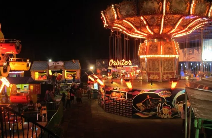 Wisata Batu Night Spectacular Orbiter