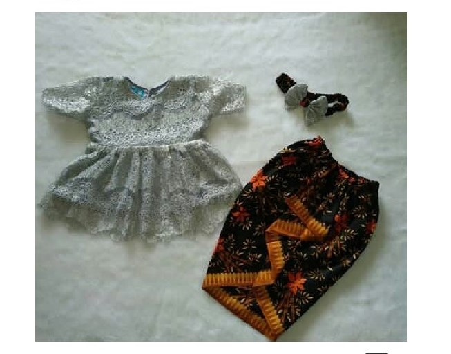 Baju Kebaya Anak Peplum Lengan Pendek dan Rok Panjang Silver