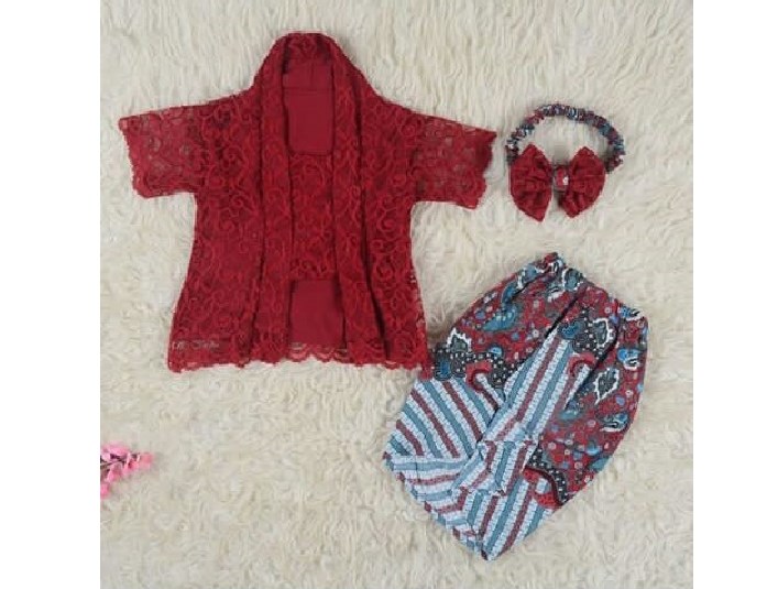 Kebaya Anak Kutubaru Lengan Pendek dan Rok Panjang Maroon
