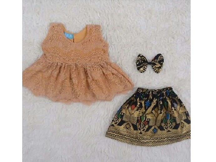 Kebaya Anak Peplum Tanpa Lengan Warna Cream