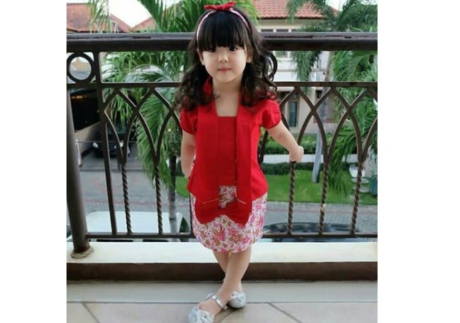 Model Kebaya Anak Kutubaru Pita Warna Merah