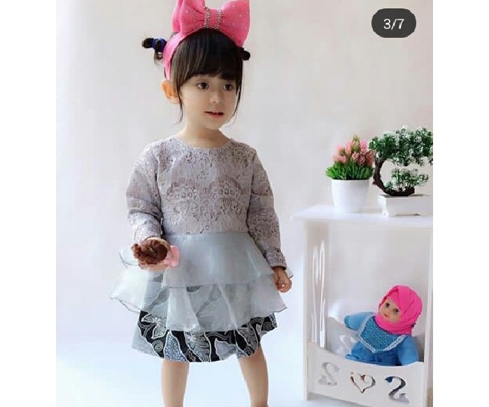 Model Kebaya Kutubaru Anak Lengan Panjang Kombinasi Organza Grey