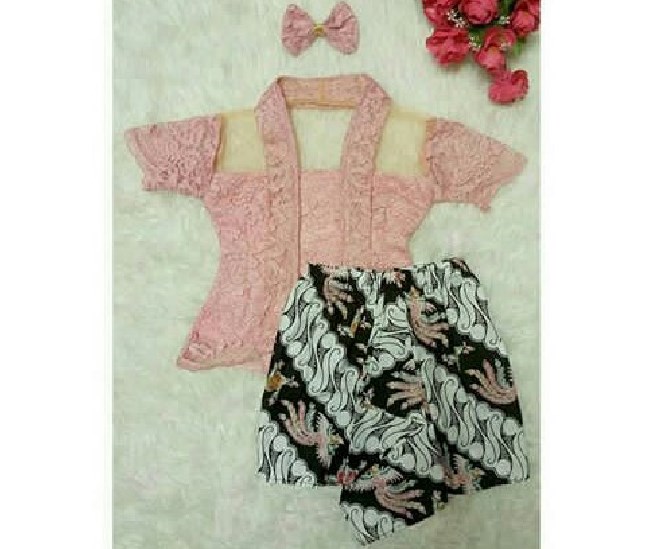 Model Kebaya Kutubaru Anak Sabrina Warna Dusty Pink