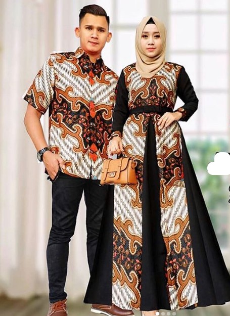 Baju Gamis Batik Kombinasi Satin untuk Remaja Belah Tengah Hitam
