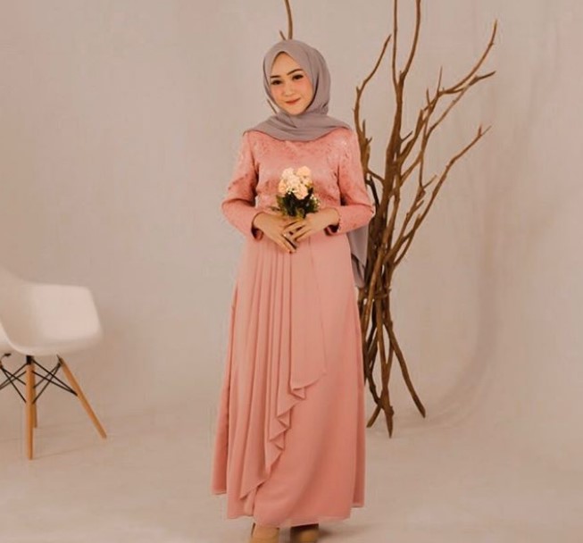Baju Gamis Brokat Kombinasi Sifon Pendek Peach