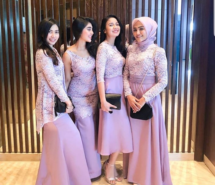 Baju Gamis Brokat Kombinasi Sifon Pendek Simple Modern Lavender