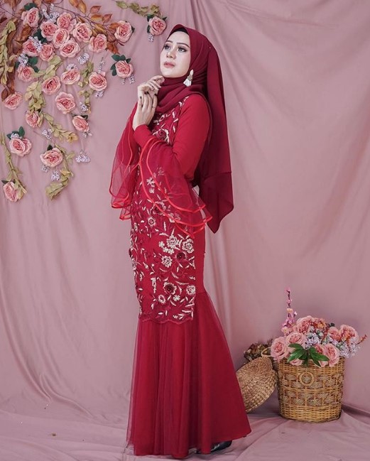 Baju Gamis Brokat Pesta Mewah Lengan Lonceng Rok Duyung Sifon Brokat Maroon