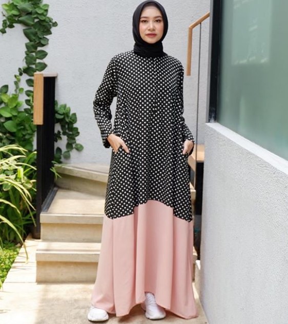 Baju Gamis Katun Jepang Polos Murah Kombinasi Polkadot Kantong Hitam Soft Peach