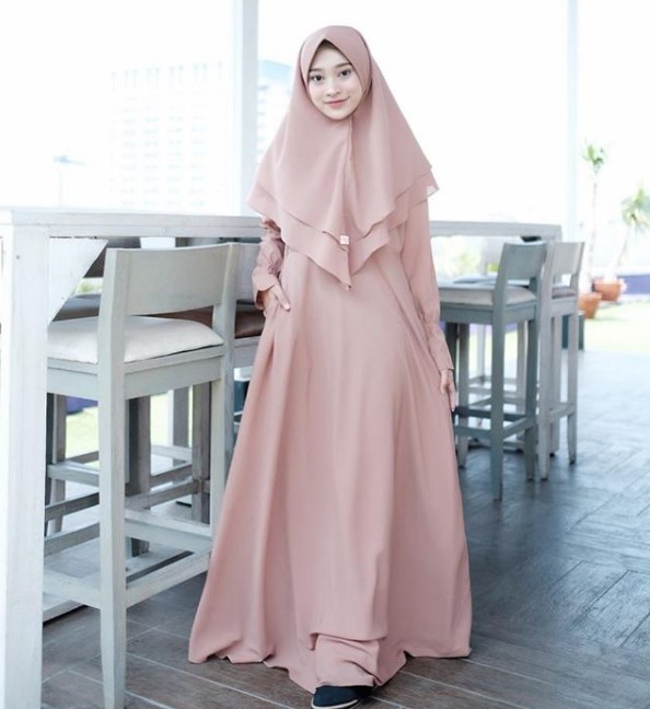 Baju Gamis Modern Anak Muda Terbaru Syar'i Soft Cream