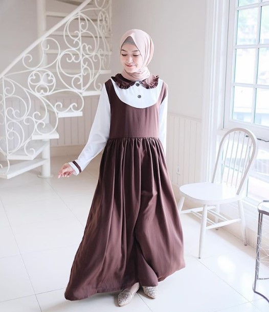 Baju Gamis Modern untuk Anak Muda Trend Sekarang Coklat Putih