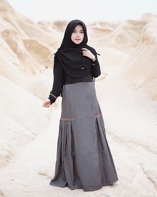 Baju Gamis Muslimah Untuk Remaja Syar’i Katun Kombinasi Black Grey