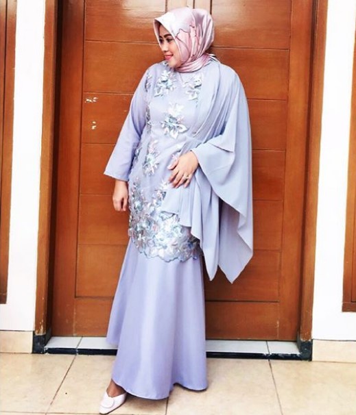Baju Gamis Pesta Mewah Dan Elegan Rok Duyung Selendang Bahu Brokat Satin Soft Blue