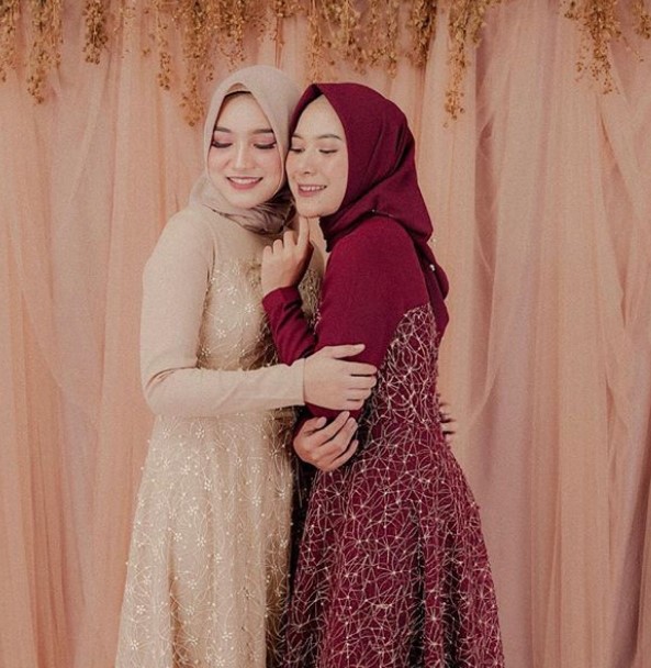 Baju Gamis Pesta Mewah Dan Elegan Sifon Tile Cream Nude Maroon