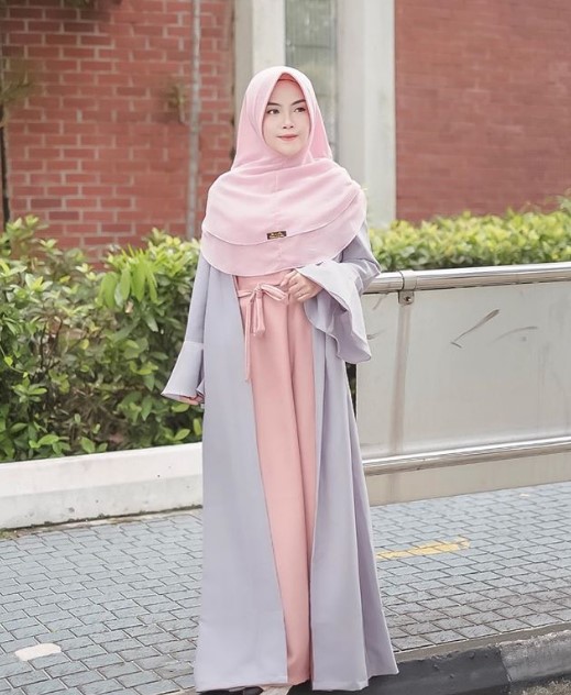 Baju Gamis Tanah Abang Online Model Syar’i Lengan Lonceng Soft Grey Pink