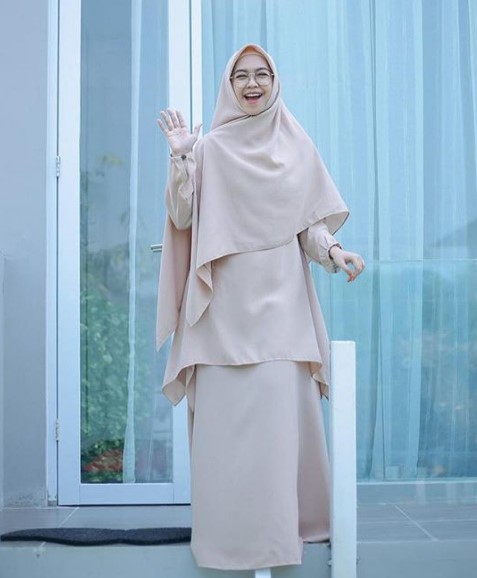Baju Gamis Tanah Abang Online Model Syar’i Modern Nude Cream