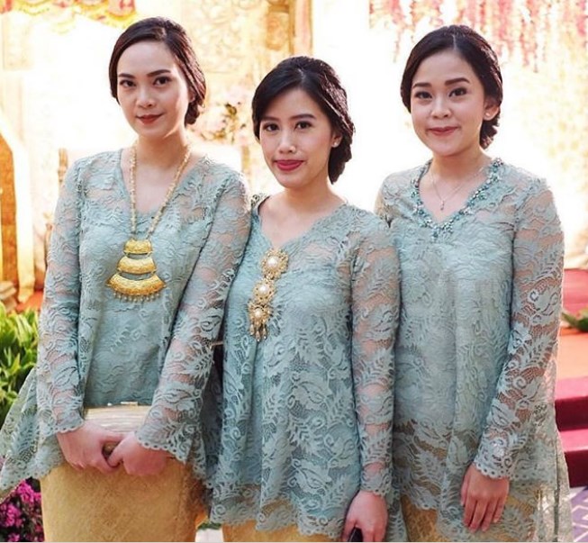 Baju Kebaya Brokat Atasan Blouse Biru Tosca