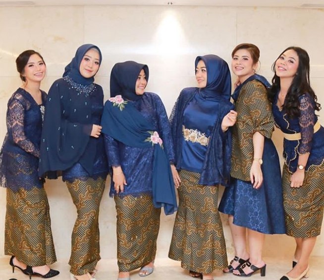 Baju Kebaya Brokat Atasan Blouse Modern Navy