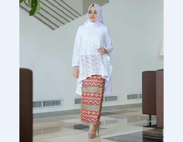 Baju Kebaya Brokat Atasan Blouse Putih