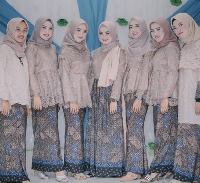 Baju Kebaya Brokat Atasan Blouse Soft Nude