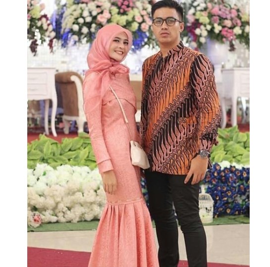 Baju Kebaya Couple Model Duyung Peach