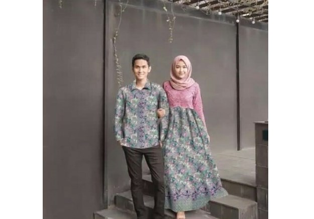 Baju Kebaya Couple Terbaru Model Dress Pink