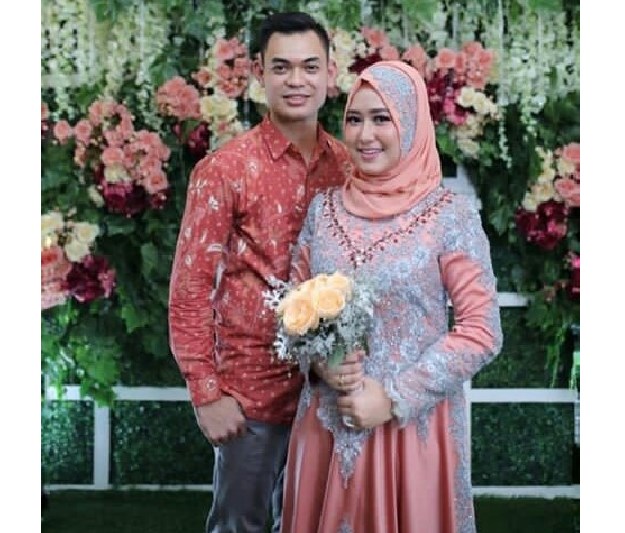 Baju Kebaya Couple Terbaru Model Lainnya Peach Biru