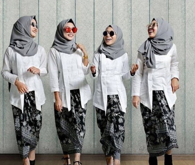Baju Kebaya Kutubaru Bahan Embos Putih