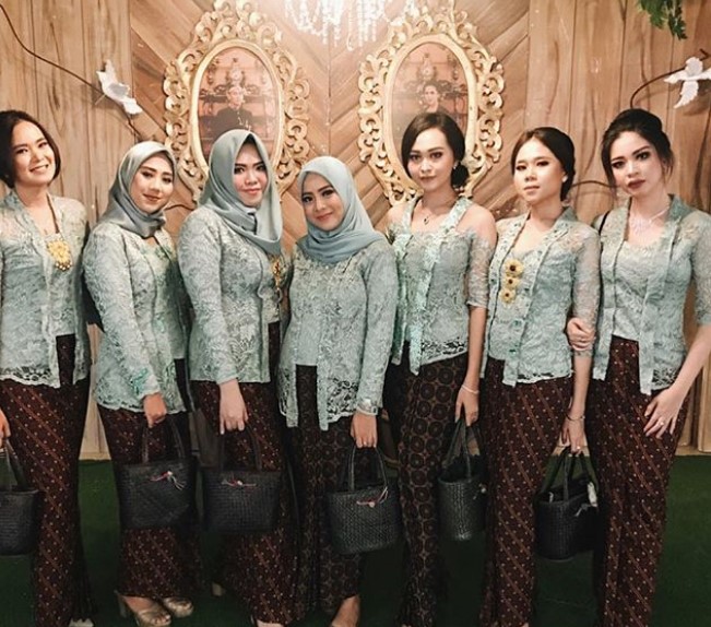 Baju Kebaya Kutubaru Brokat Lengan Panjang Tosca
