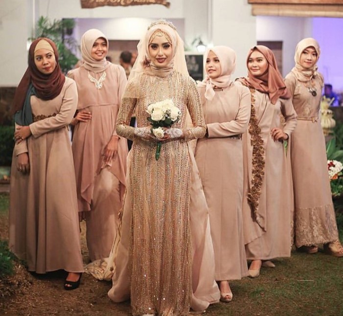 Dress Brokat Pesta Terbaru Modern Soft Nude