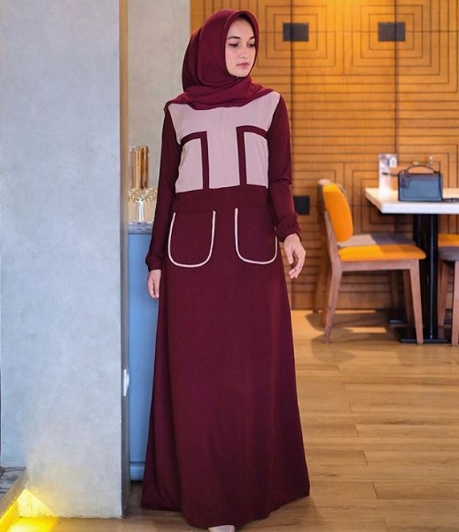 Gamis Katun Jepang Kombinasi Dua Warna Maroon Dusty Pink Aksen Kantong