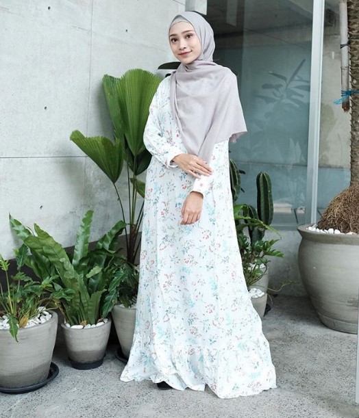 Gamis Katun Jepang Motif Bunga Terbaru Modern Baby Blue