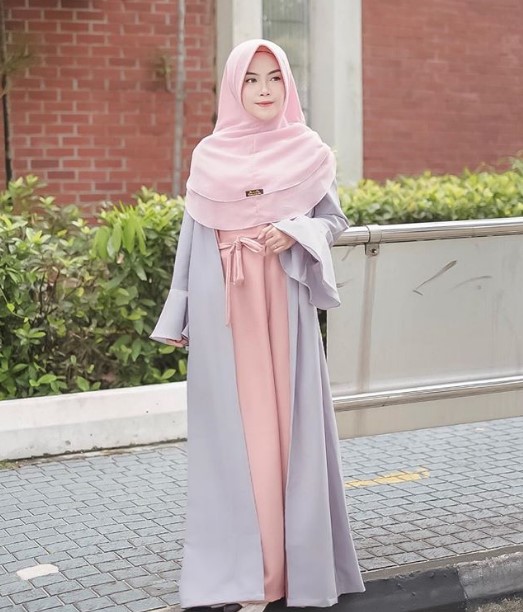 Gamis Katun Jepang Polos Kombinasi Terbaru Modern Lengan Lonceng Soft Grey Pink