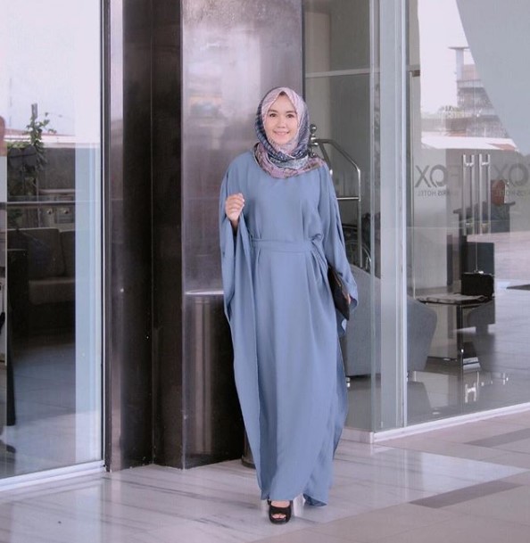 Gamis Modern untuk Anak Muda Terbaru Denim