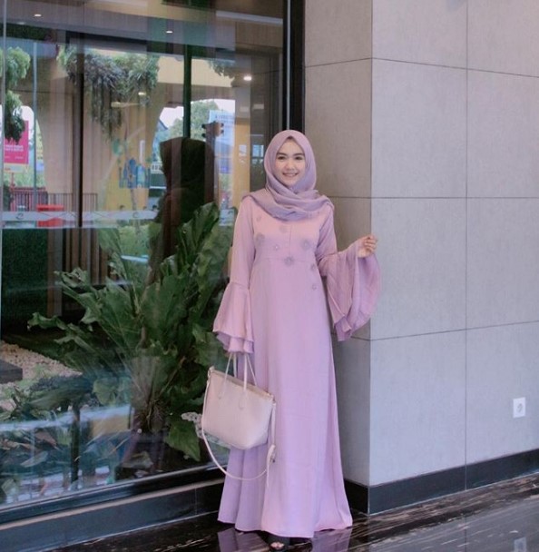 Gamis Modern untuk Anak Muda Terbaru Lengan Lonceng Dusty Purple