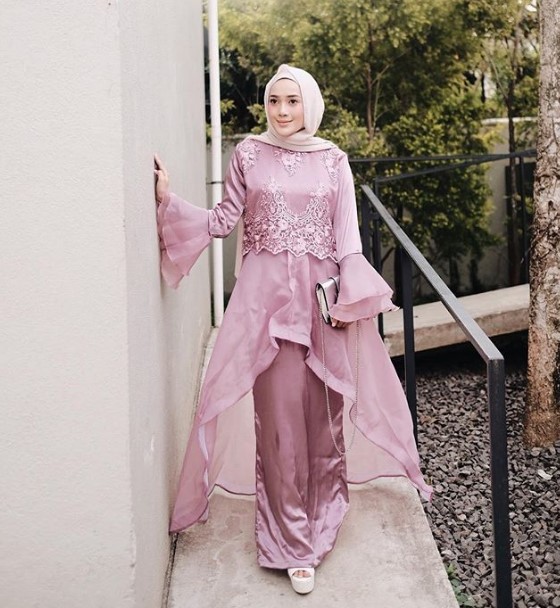 Gamis Pesta Brokat Kombinasi Sifon Mewah Lengan Lonceng Dusty Purple
