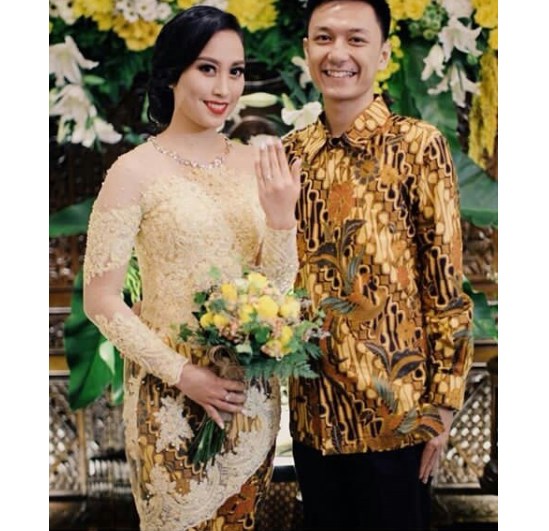 Kebaya Couple Brokat Payet Transparan Kuning Soft