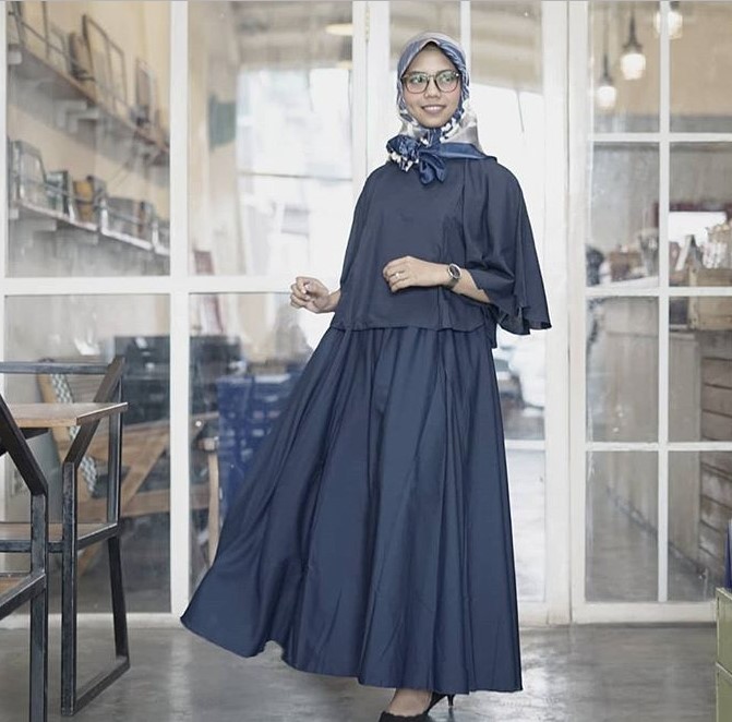 Koleksi Baju Gamis Modern Anak Muda Terkini Cape Dress Navy