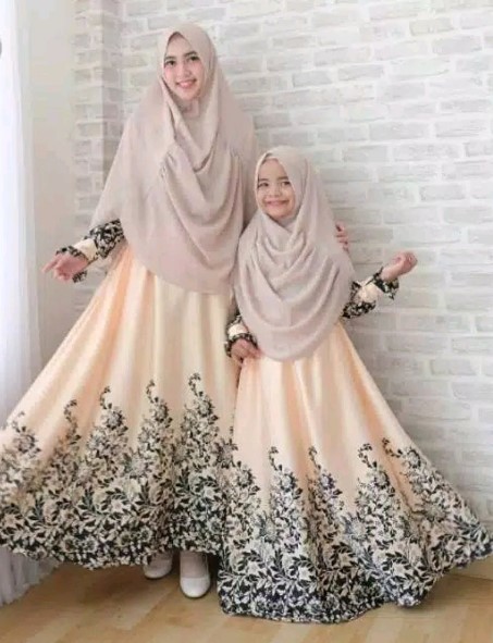 Koleksi Gamis Couple Syar’i Ibu dan Anak Motif Modern Choco Nude