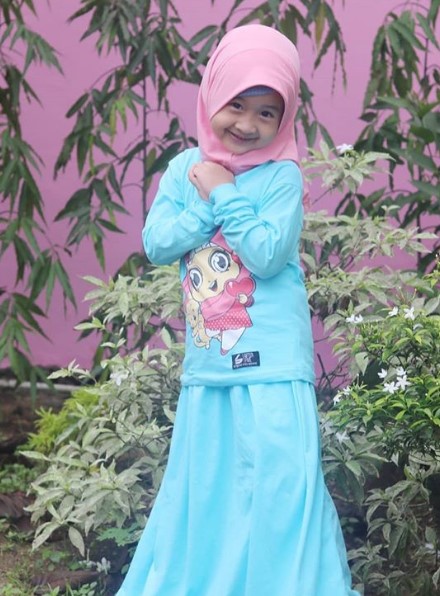 Model Baju Gamis Anak Katun Jepang Terbaru Simple dengan Gambar Soft Blue