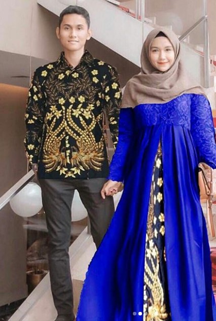 Model Baju Gamis Batik Kombinasi Kain Polos Katun Jepang Brokat Biru Elektrik