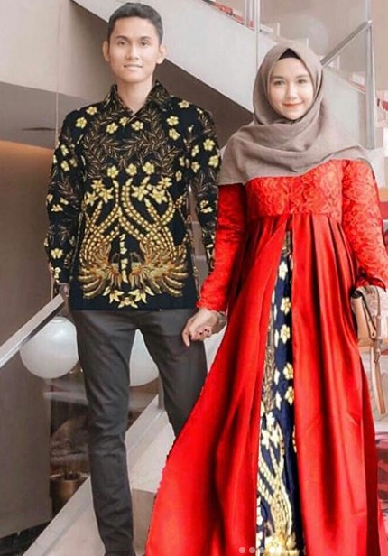 Model Baju Gamis Batik Kombinasi Kain Polos Katun Jepang Brokat Merah Cabe
