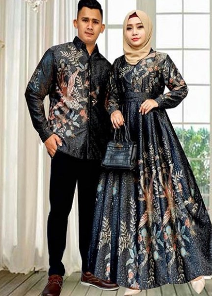 Model Baju Gamis Batik Kombinasi Kain Polos Satin Hitam