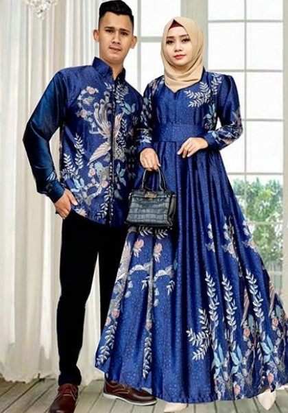 Model Baju Gamis Batik Kombinasi Kain Polos Satin Navy