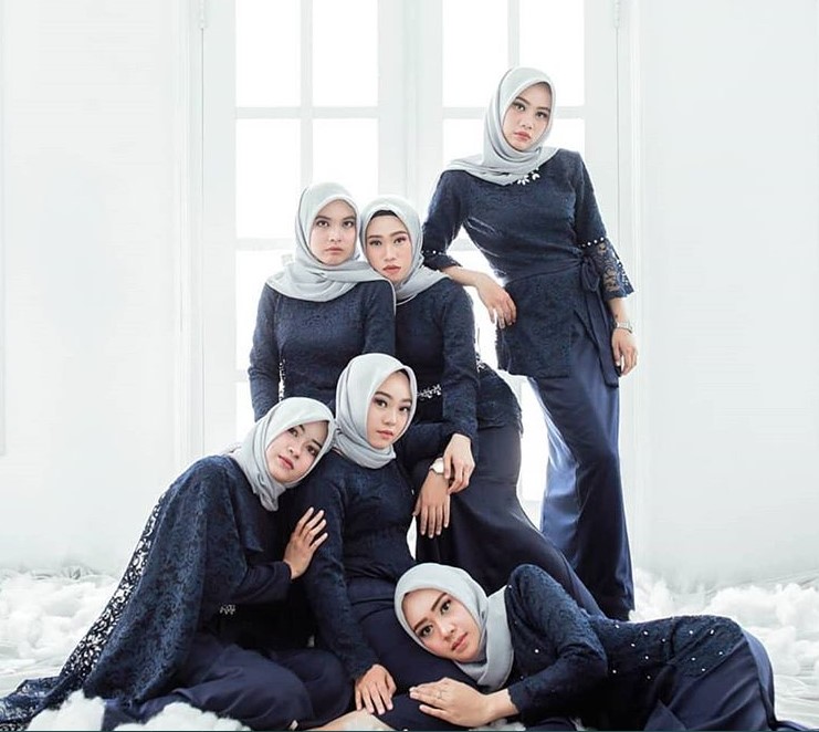 Model Baju Gamis Brokat Terbaru Navy