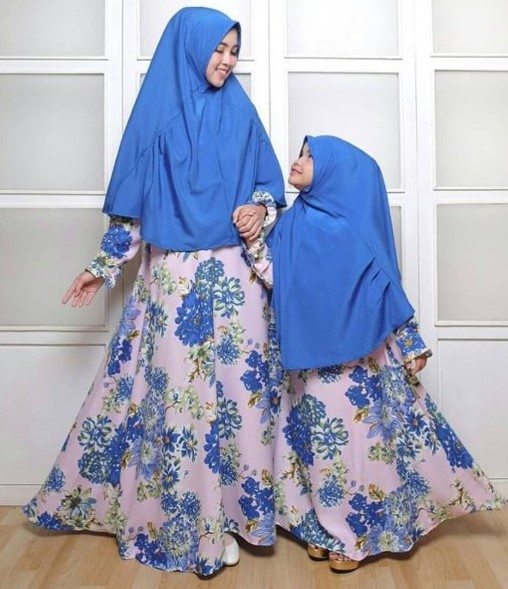 Model Baju Gamis Couple Ibu Anak Modern Motif Bunga Birel Pink