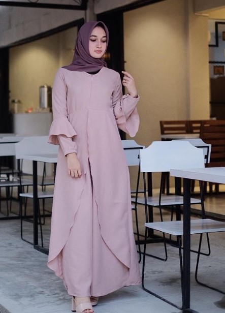 Model Baju Gamis Katun Jepang Polos Murah Terbaru Lengan Lonceng Soft Cream