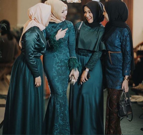 Model Baju Gamis Kombinasi Brokat Satin Terbaru Sabrina Hijau Botol