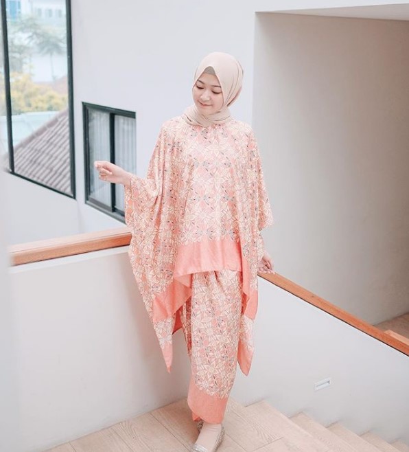 Model Baju Gamis Modern Anak Muda Masa Kini Batik Peach